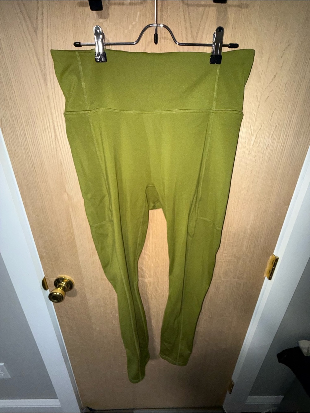 Fabletics Motion365 Leggings in Chartreuse